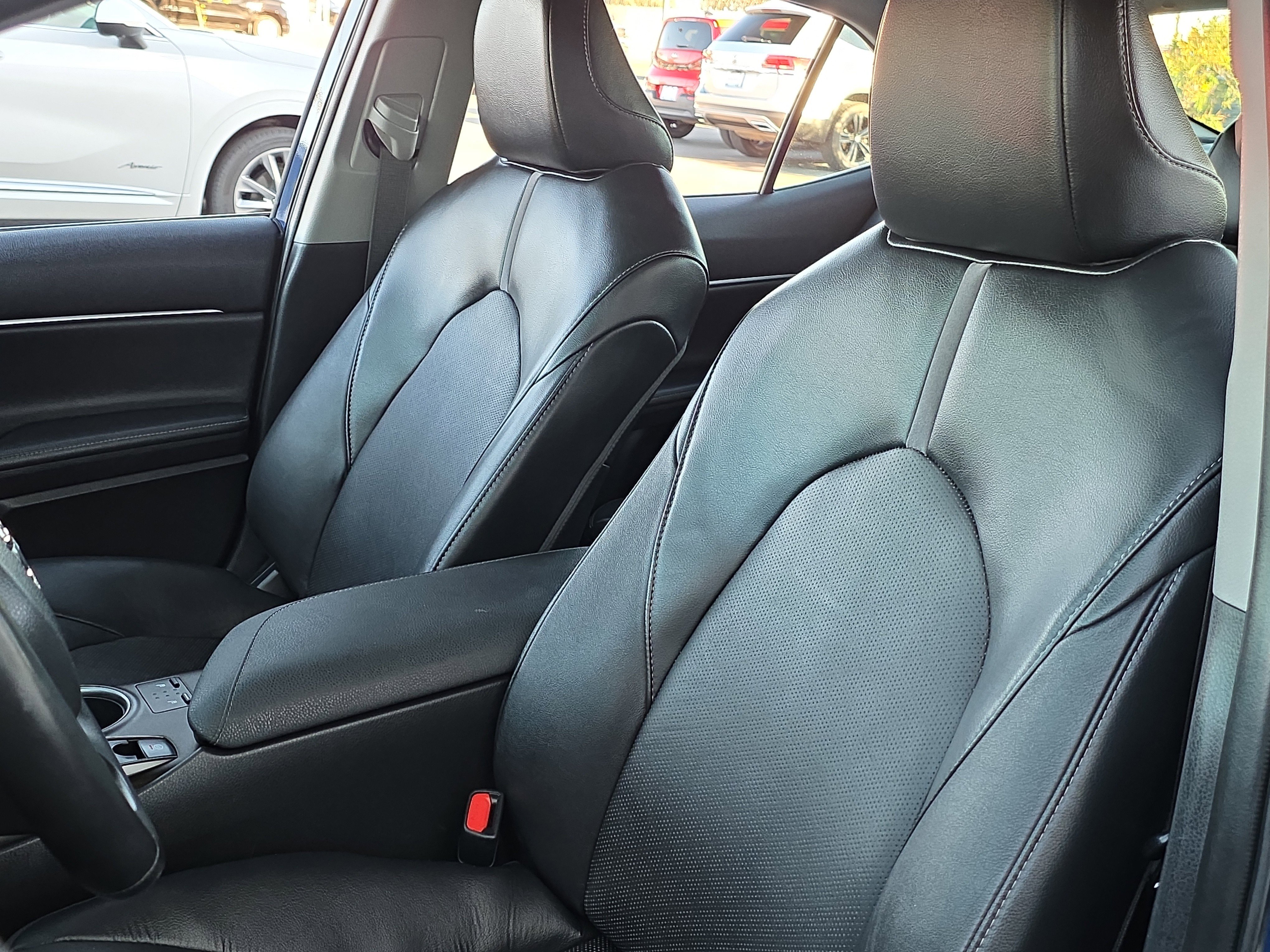 Used 2024 Toyota Camry XSE image 11