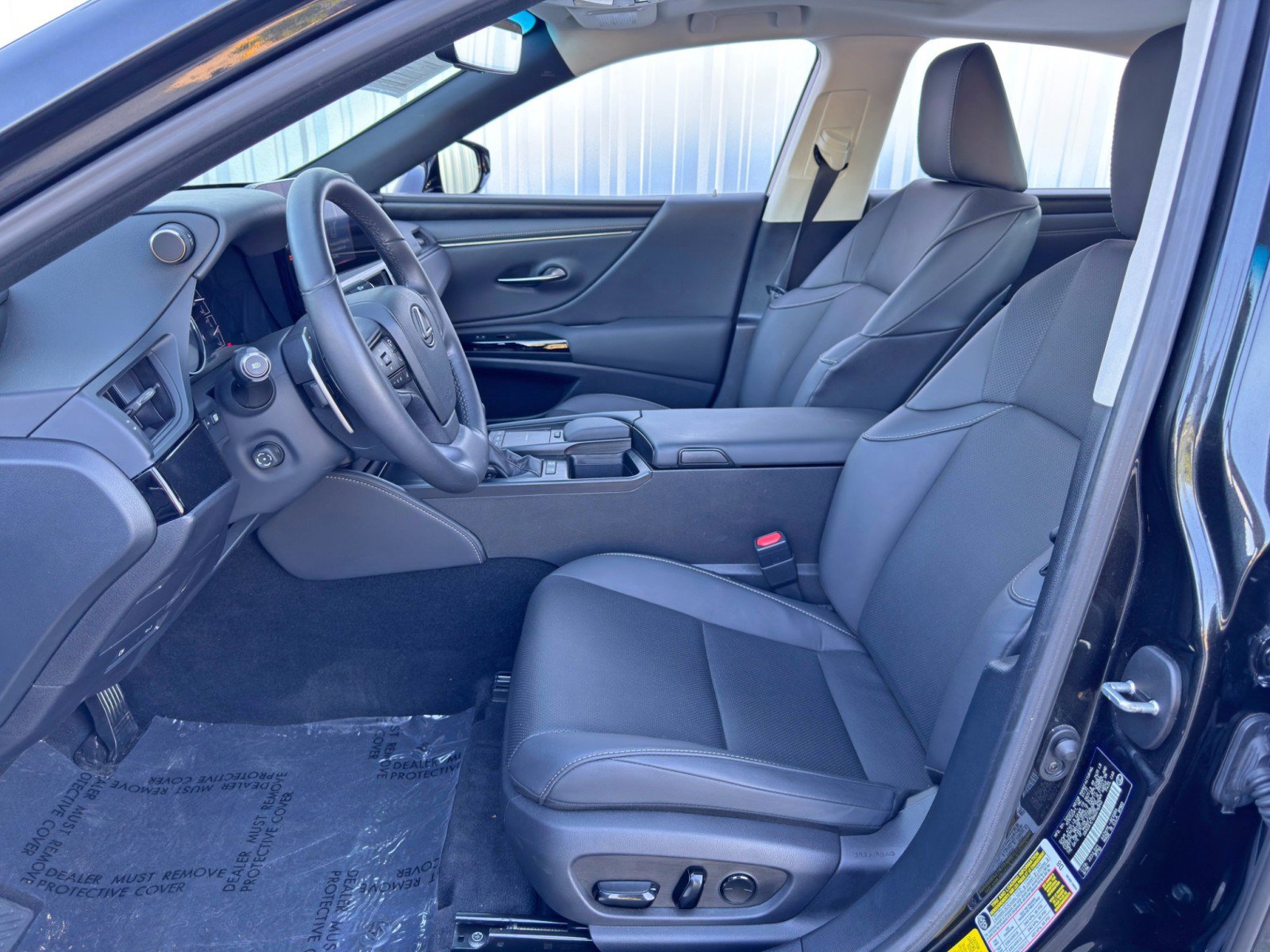 Used 2022 Lexus ES 300h w/ Premium Package FWD image 16