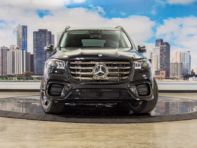 New 2026 Mercedes-Benz GLS 450 4MATIC image 3