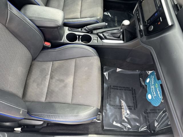 Used 2017 Toyota Corolla SE w/ SE Premium Package image 28