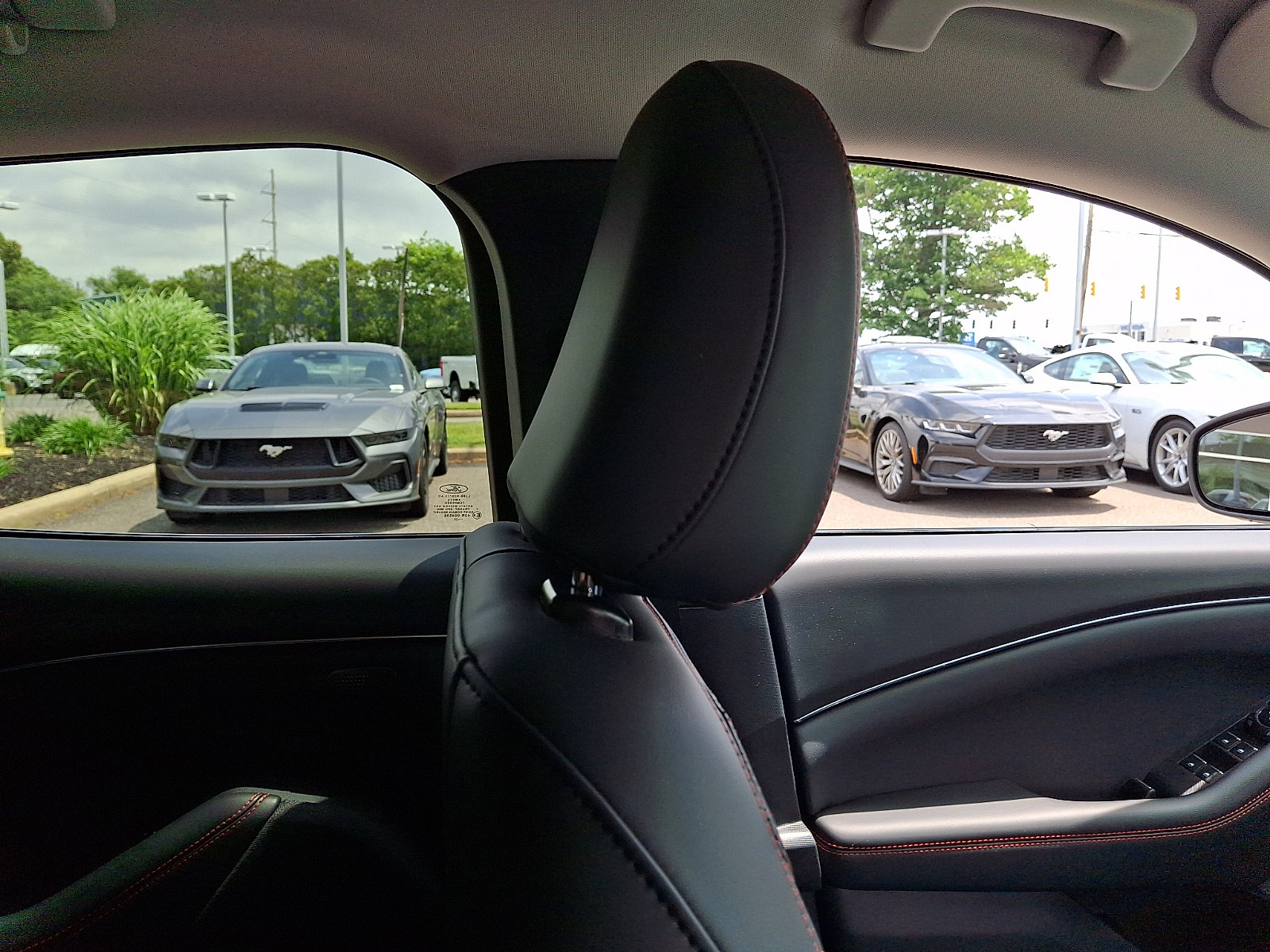Certified 2025 Ford Mustang Mach-E Premium w/ Sport Appearance Package AWD/4WD image 13