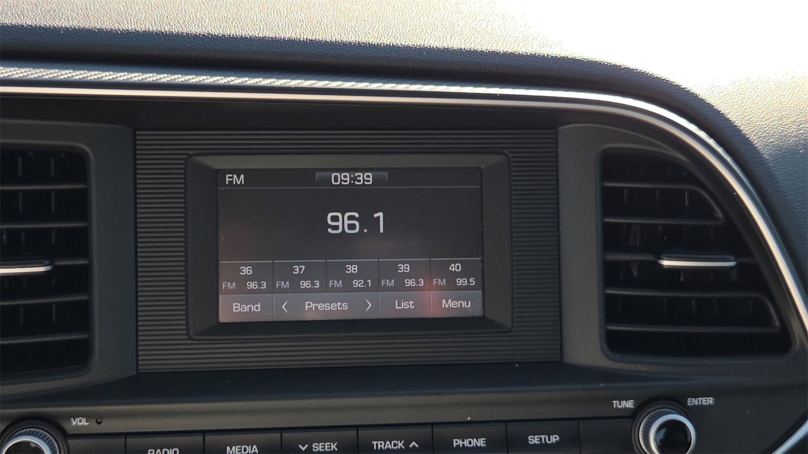 Used 2019 Hyundai Elantra SE w/ Cargo Package image 10