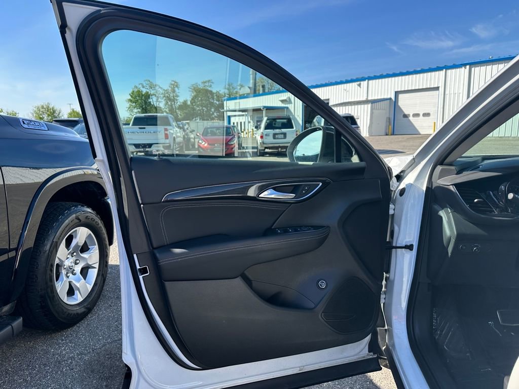 Used 2023 Buick Envision Preferred w/ Sport Touring Package AWD/4WD image 21