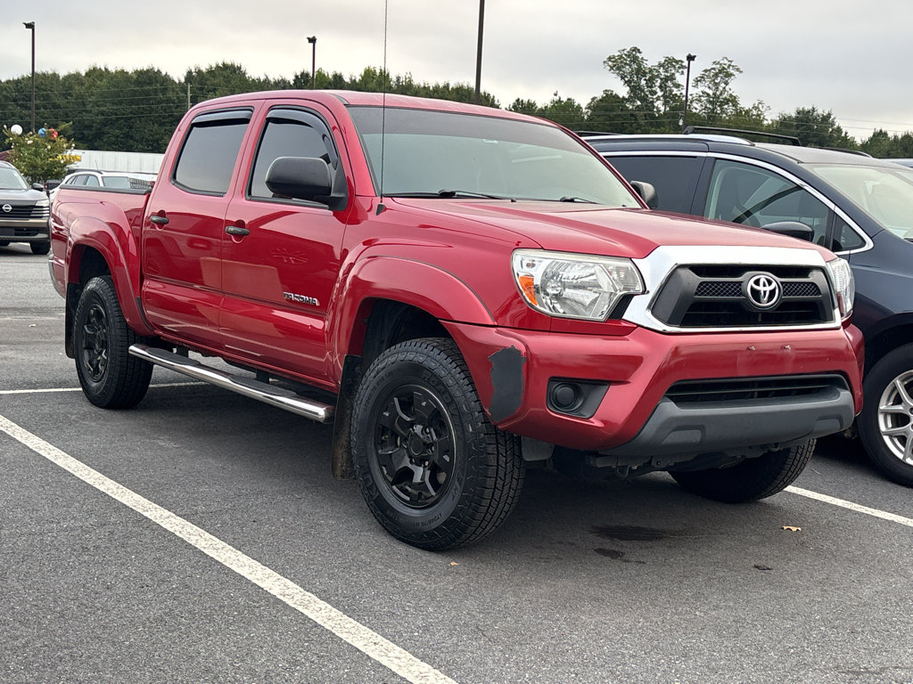 Used 2014 Toyota Tacoma PreRunner w/ SR5 Package RWD image 3