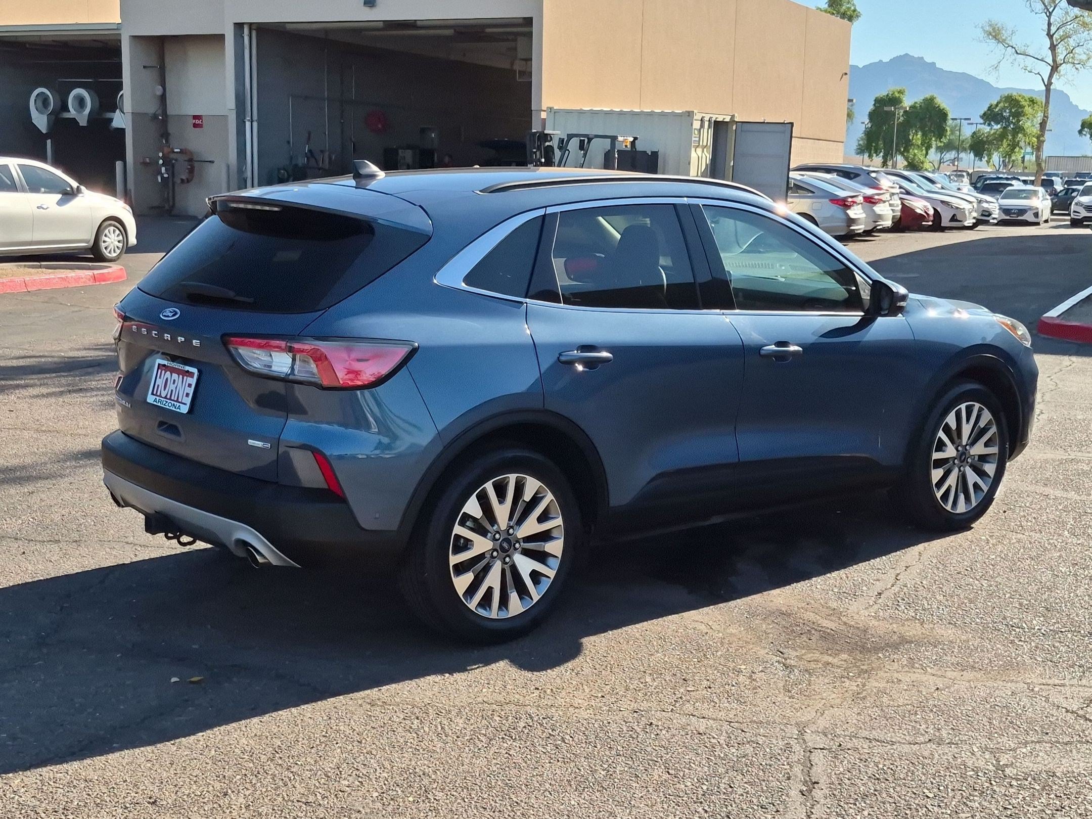 Used 2020 Ford Escape Titanium AWD/4WD image 5