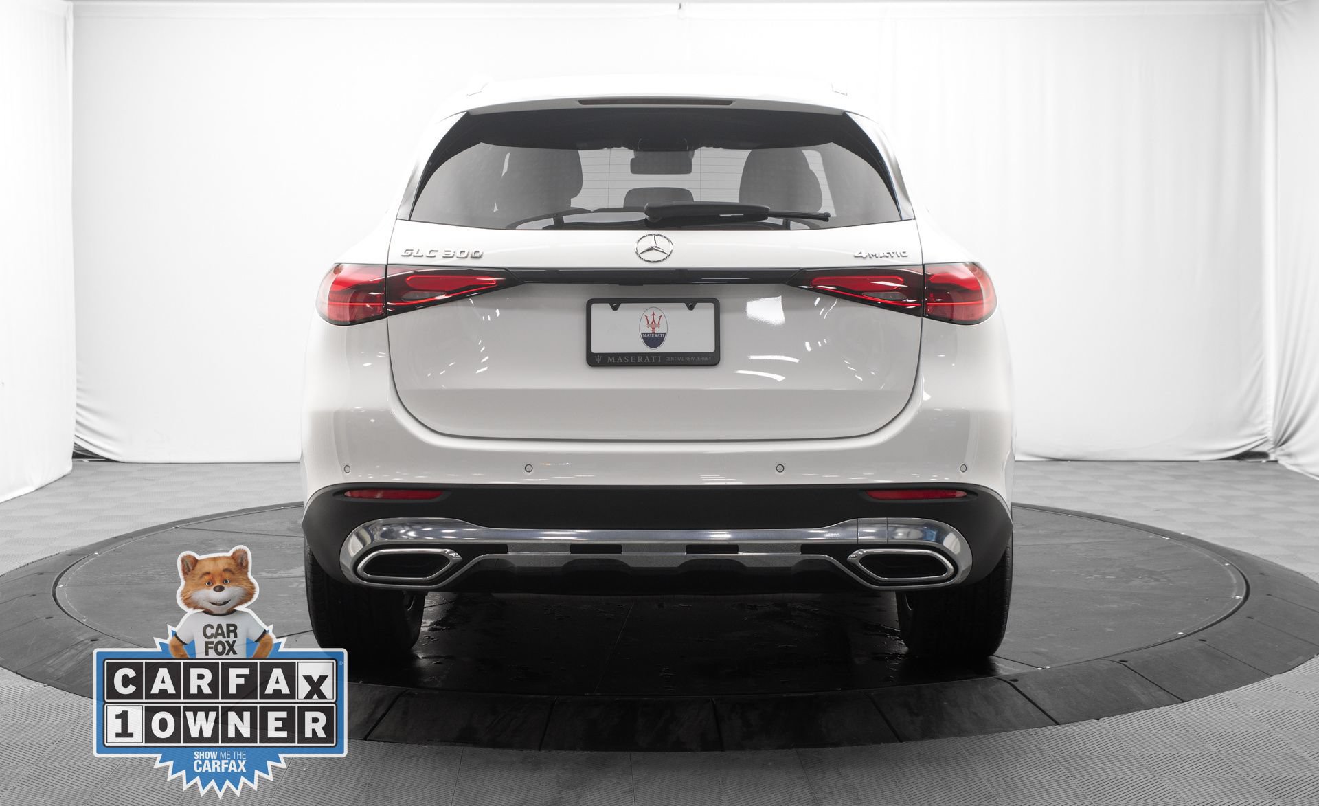 Used 2025 Mercedes-Benz GLC 300 4MATIC image 4