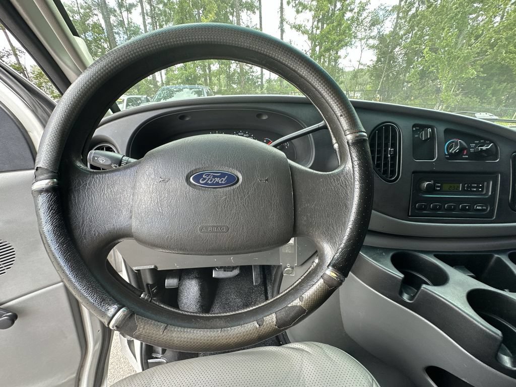 Used 2007 Ford E-250 and Econoline 250 RWD image 11