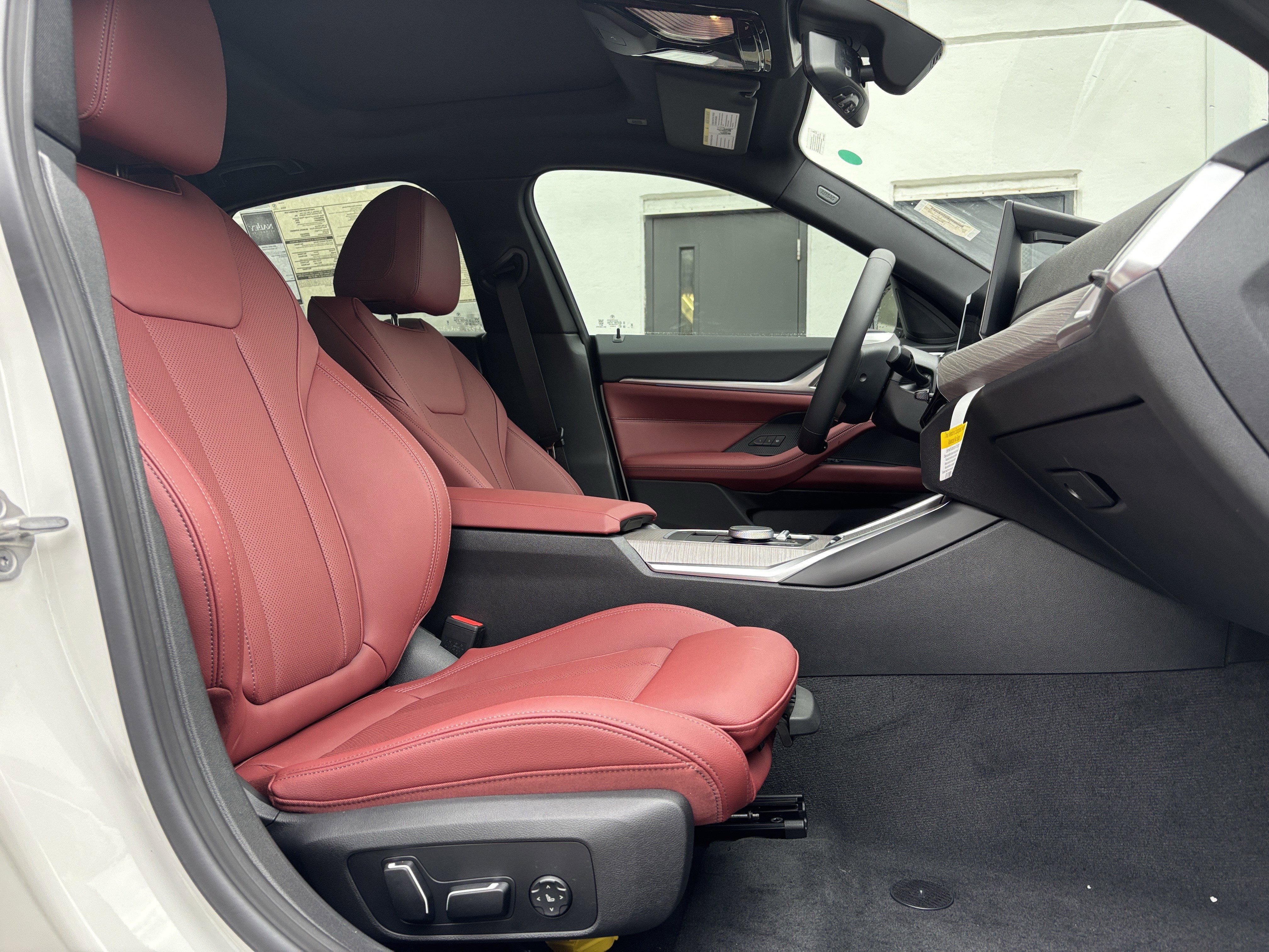 Used 2026 BMW i4 eDrive40 w/ Parking Assistance Package image 22