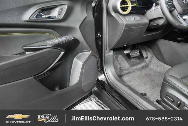 New 2026 Chevrolet Trax ACTIV w/ Sunroof Package FWD image 7