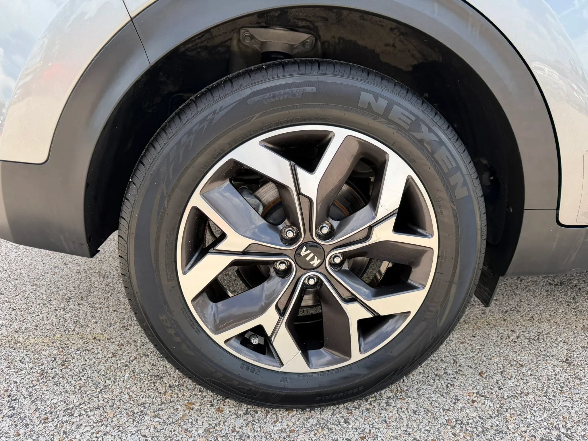 Used 2020 Kia Sportage EX FWD image 15