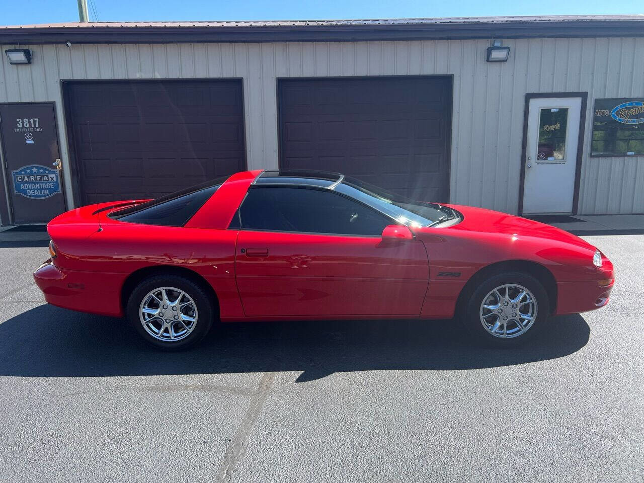 Used 2002 Chevrolet Camaro Z28 w/ Preferred Equipment Group 2 image 9