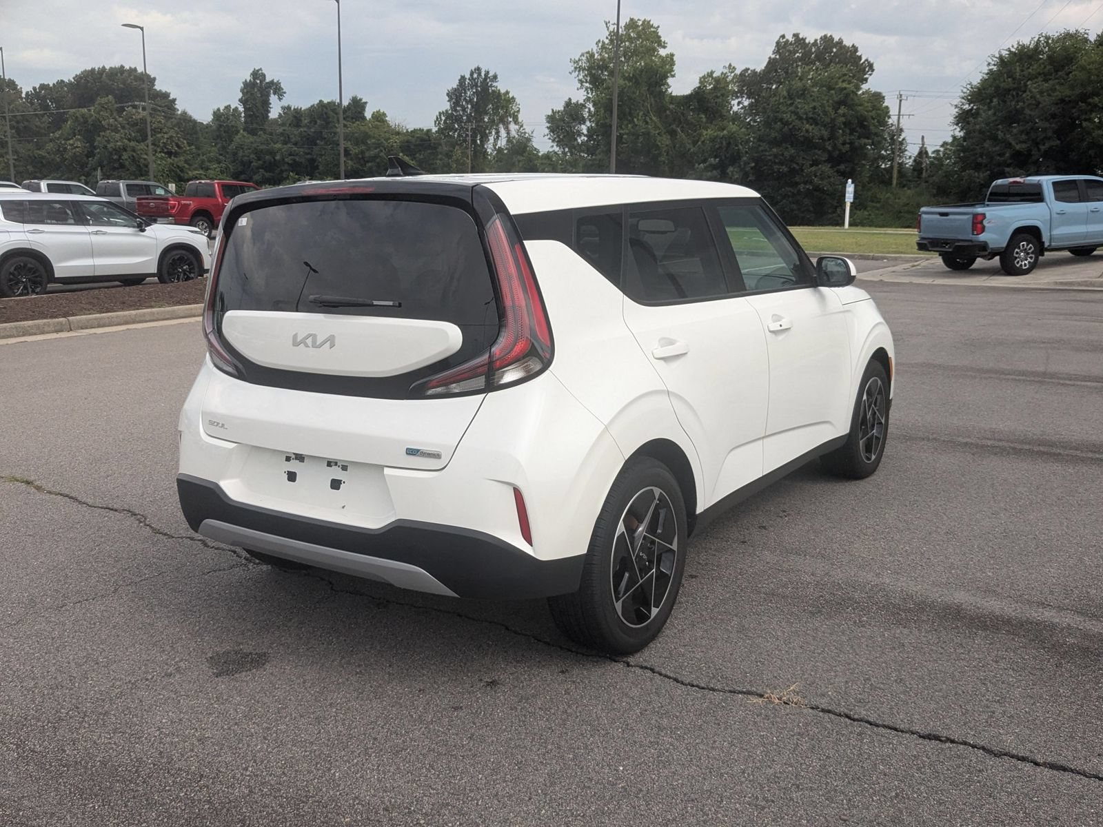Used 2025 Kia Soul EX FWD image 3