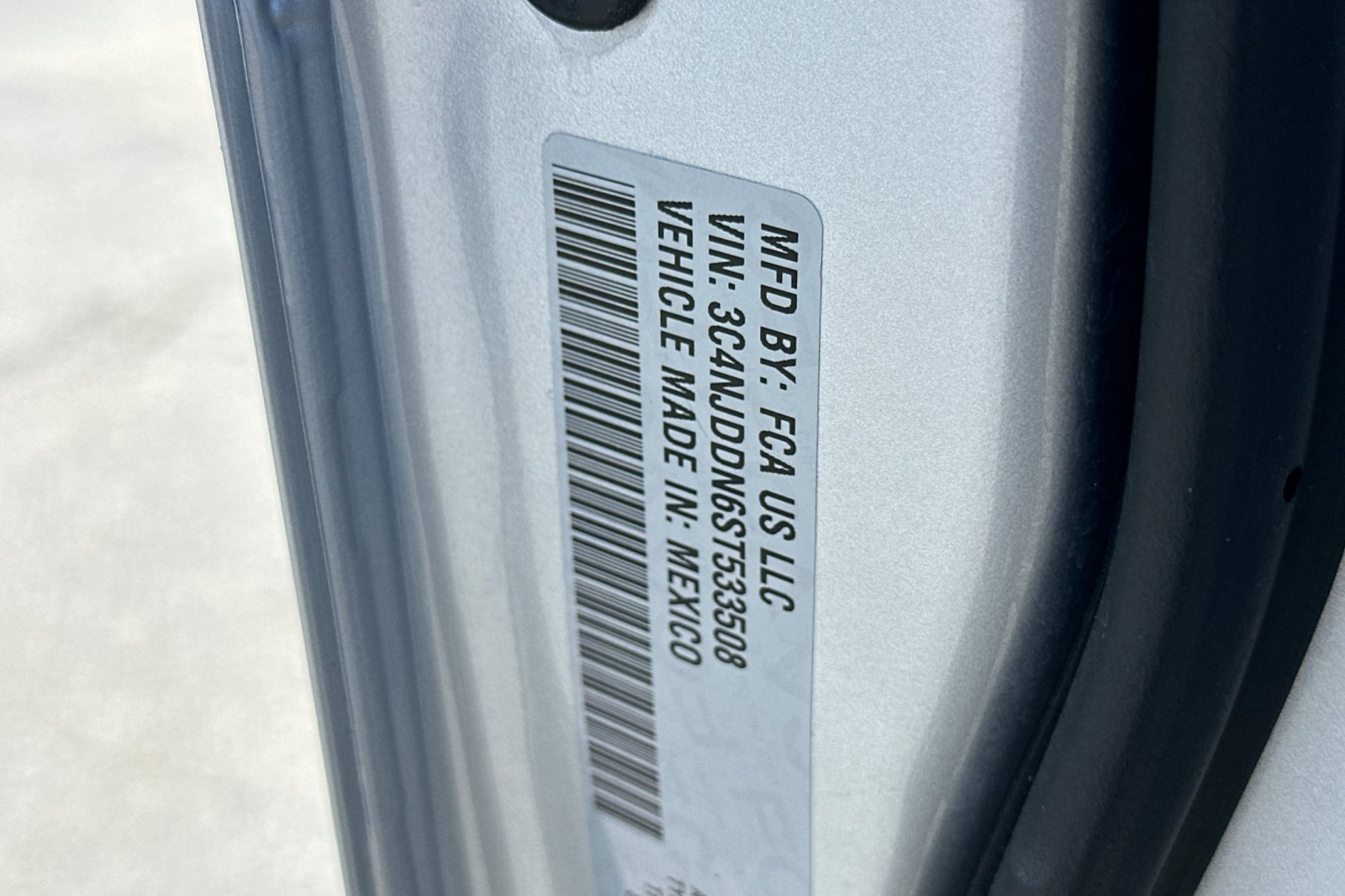 Used 2025 Jeep Compass Trailhawk AWD/4WD image 29