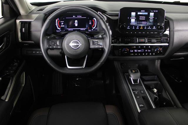 Certified 2025 Nissan Pathfinder Platinum w/ Cargo Package FWD image 7
