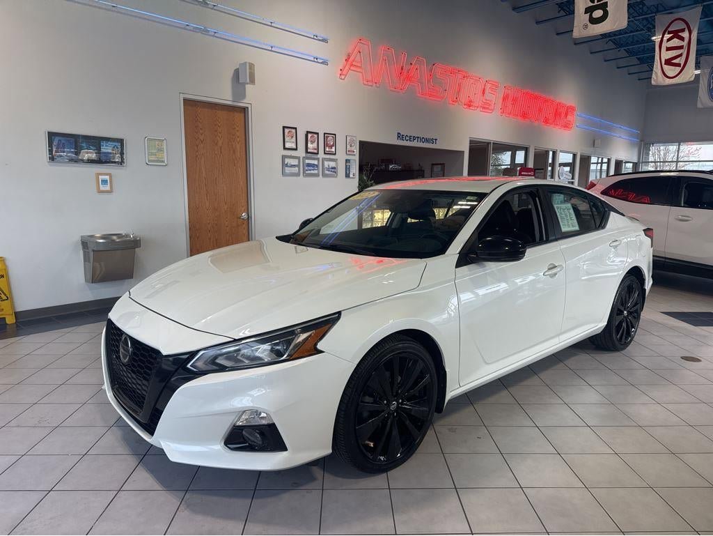 Used 2022 Nissan Altima 2.5 SR AWD/4WD image 7