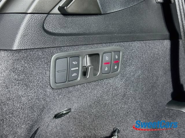 Used 2025 Audi SQ7 Premium Plus AWD/4WD image 48