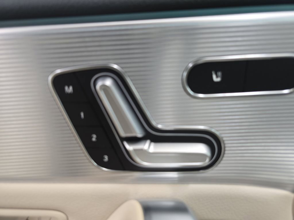 Used 2020 Mercedes-Benz CLA 250 image 28