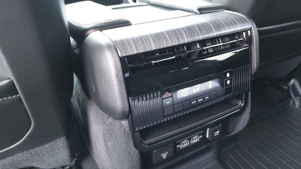 Used 2023 Jeep Wagoneer Series II image 28