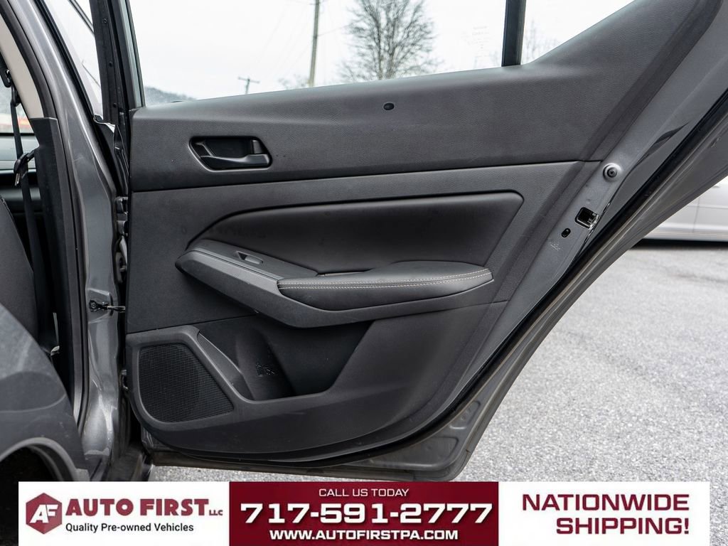 Used 2024 Nissan Altima 2.5 SV image 15