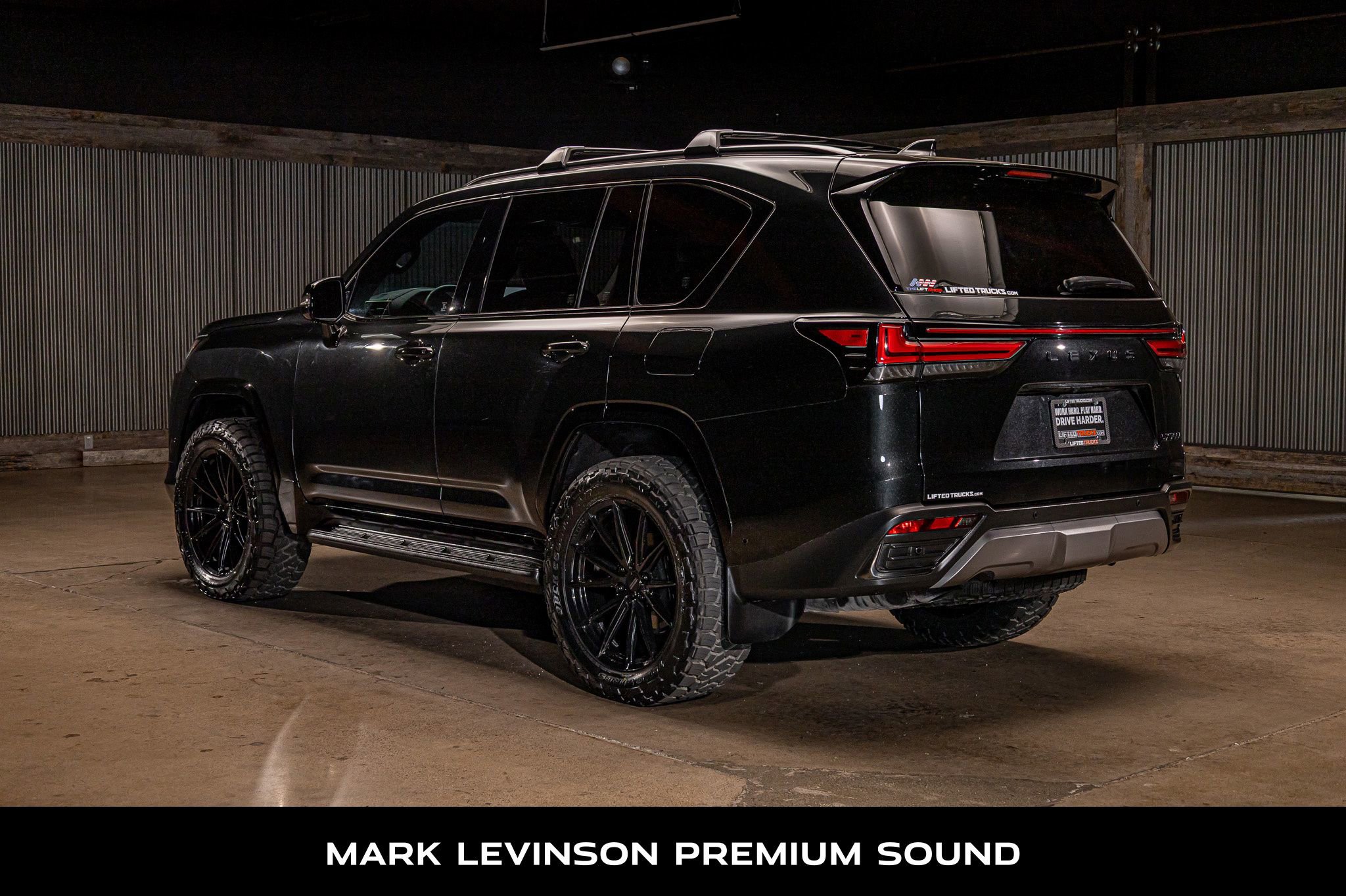 Used 2025 Lexus LX 700h Overtrail AWD/4WD image 7
