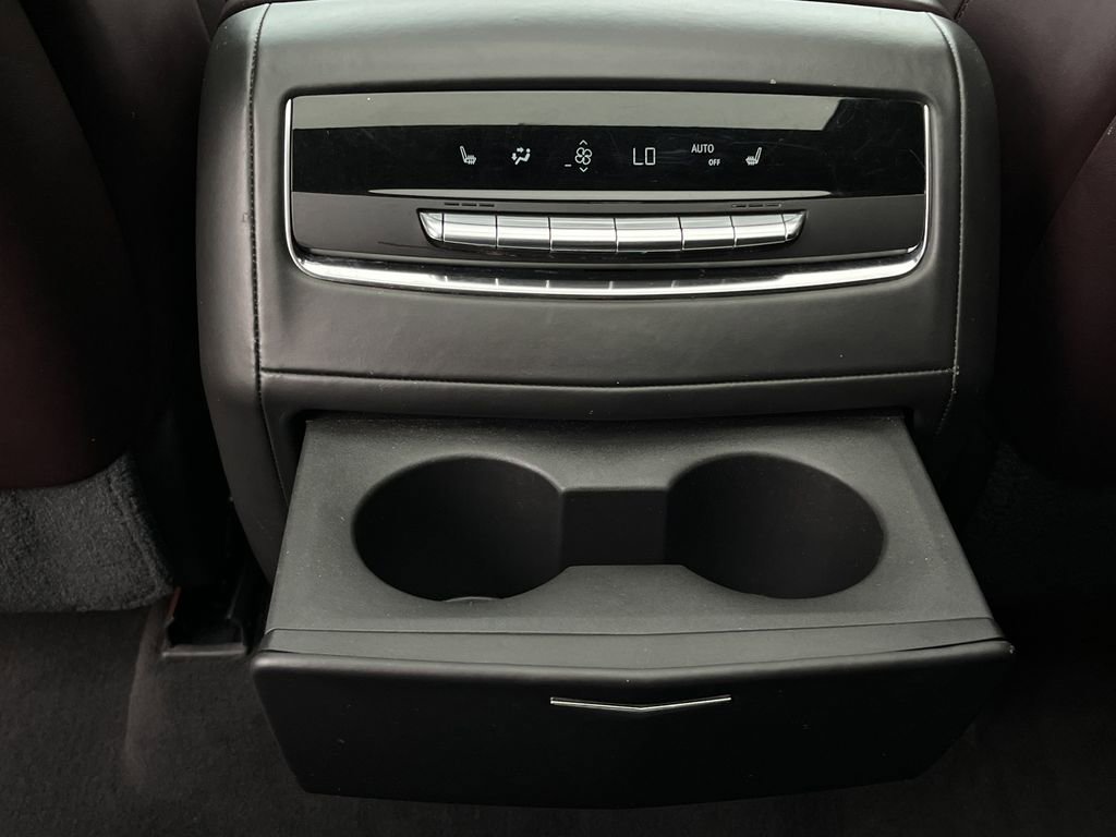 Used 2021 Cadillac Escalade ESV Sport Platinum w/ LPO, ONYX Package image 28