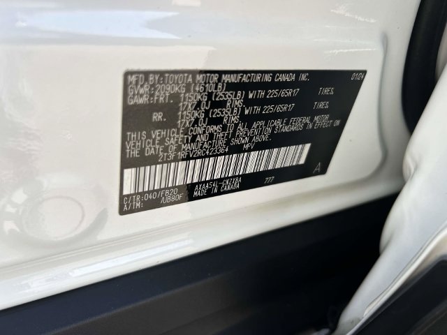Used 2024 Toyota RAV4 LE AWD/4WD image 20