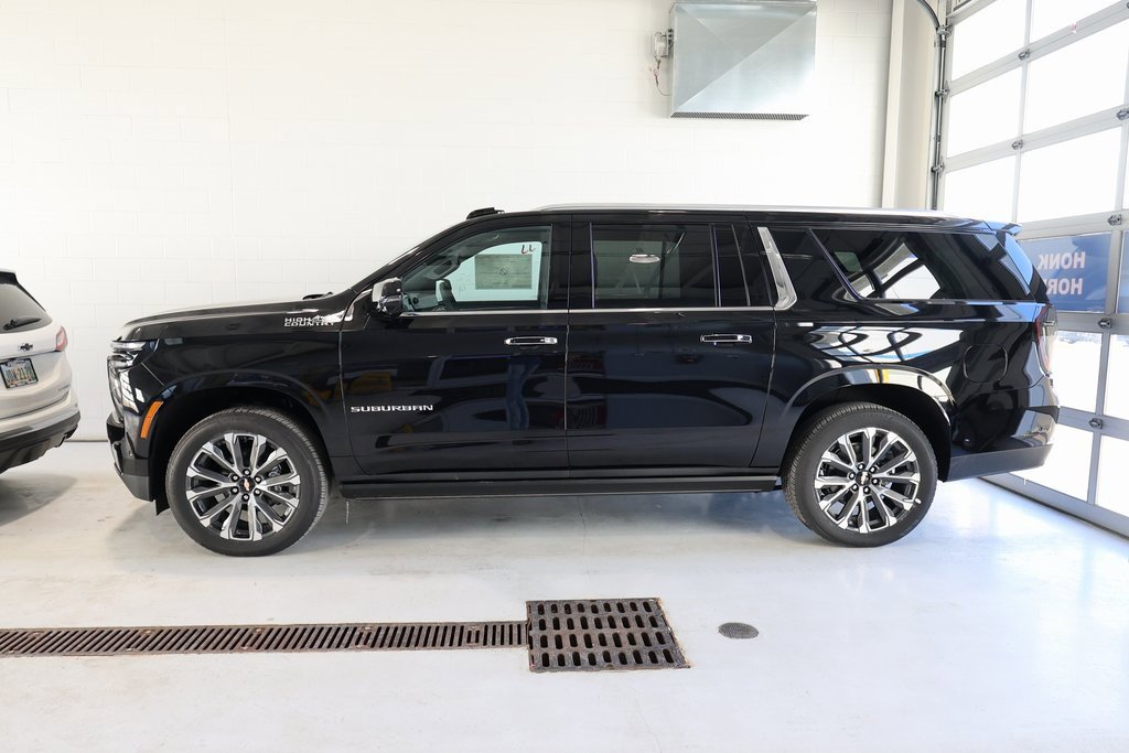 New 2025 Chevrolet Suburban High Country image 7