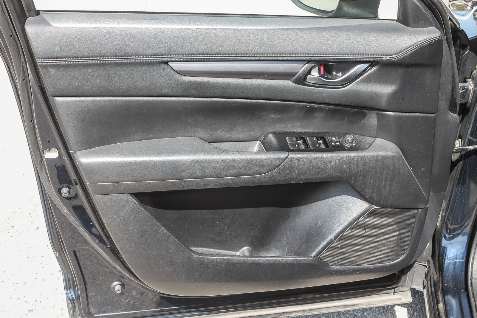 Used 2021 MAZDA CX-5 Touring image 22