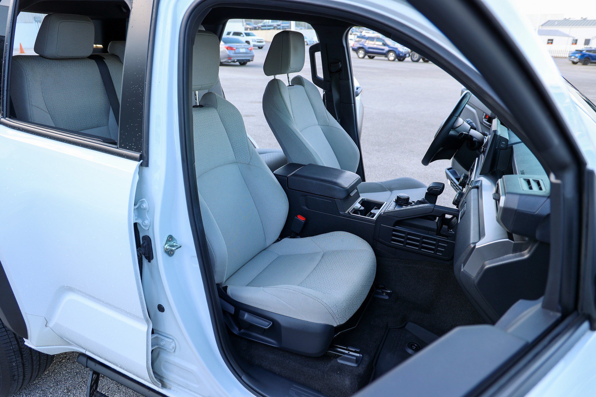 Certified 2025 Toyota 4Runner SR5 AWD/4WD image 43