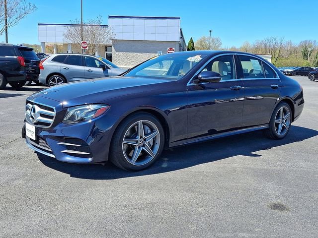 Used 2020 Mercedes-Benz E 350 4MATIC Sedan image 3