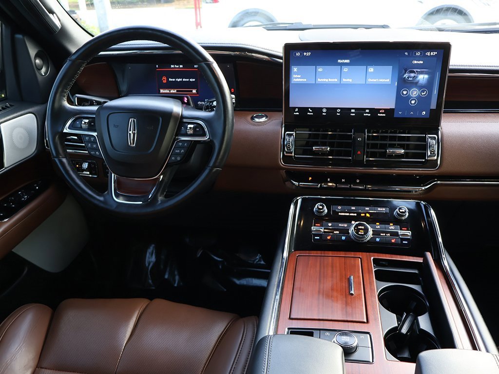 Used 2022 Lincoln Navigator Reserve image 46
