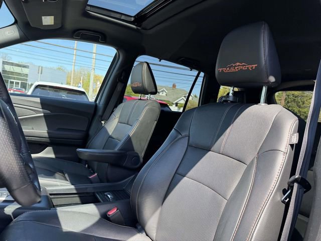 Used 2023 Honda Passport TrailSport image 9