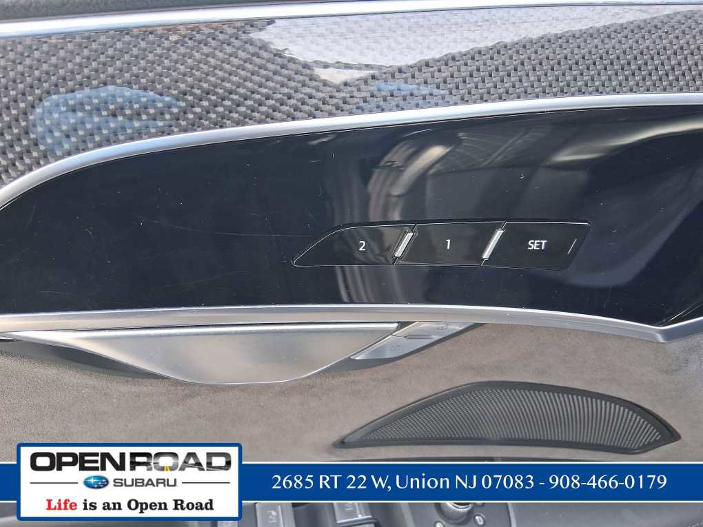 Used 2020 Audi S8 L w/ S8 Executive Package image 17