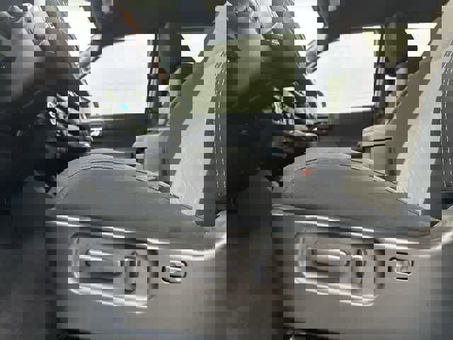 Used 2023 Toyota Tacoma TRD Off-Road image 23