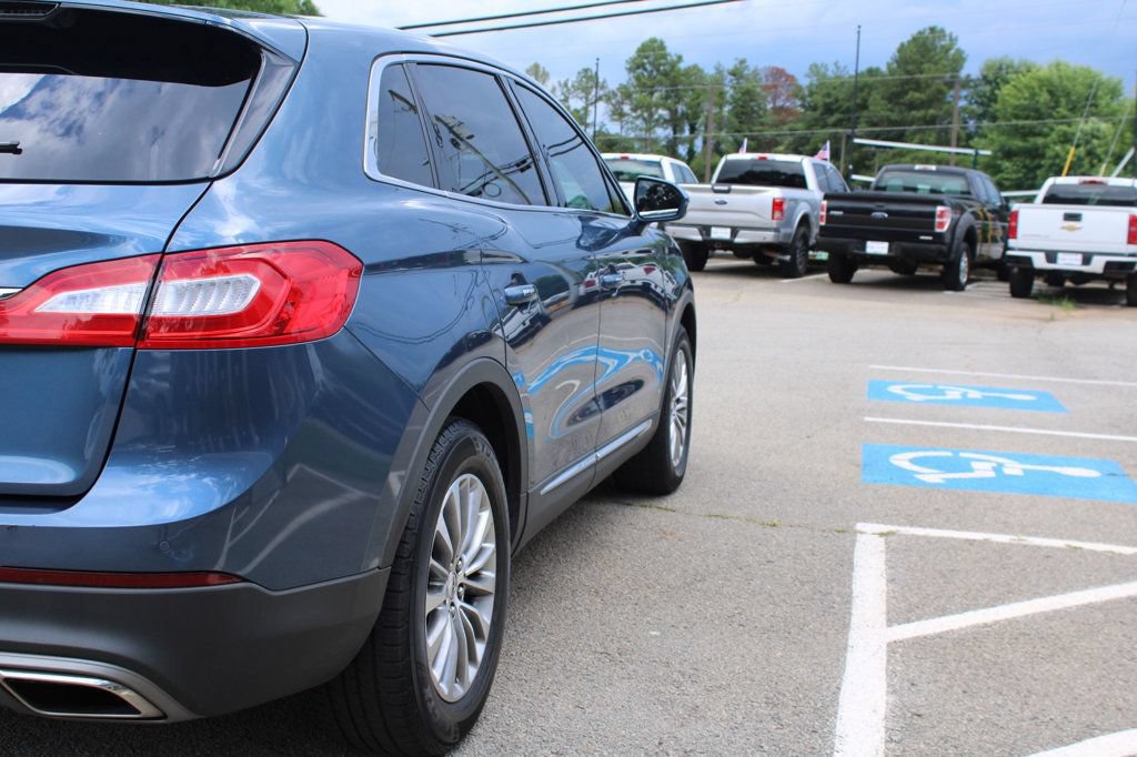 Used 2018 Lincoln MKX Select w/ Select Plus Package FWD image 33