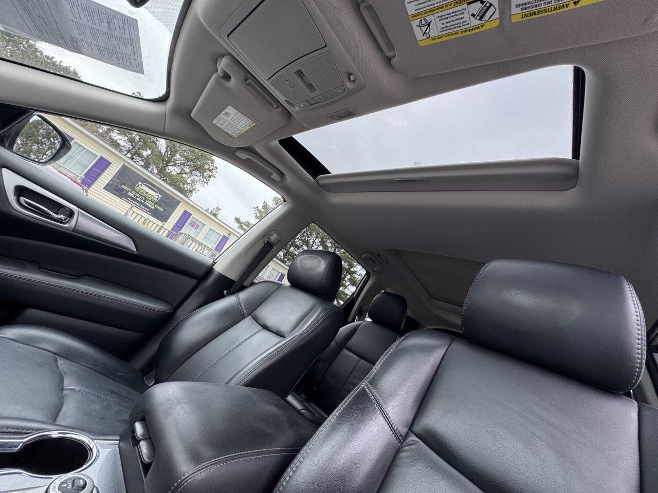 Used 2018 Nissan Pathfinder SL w/ SL Premium Package image 14