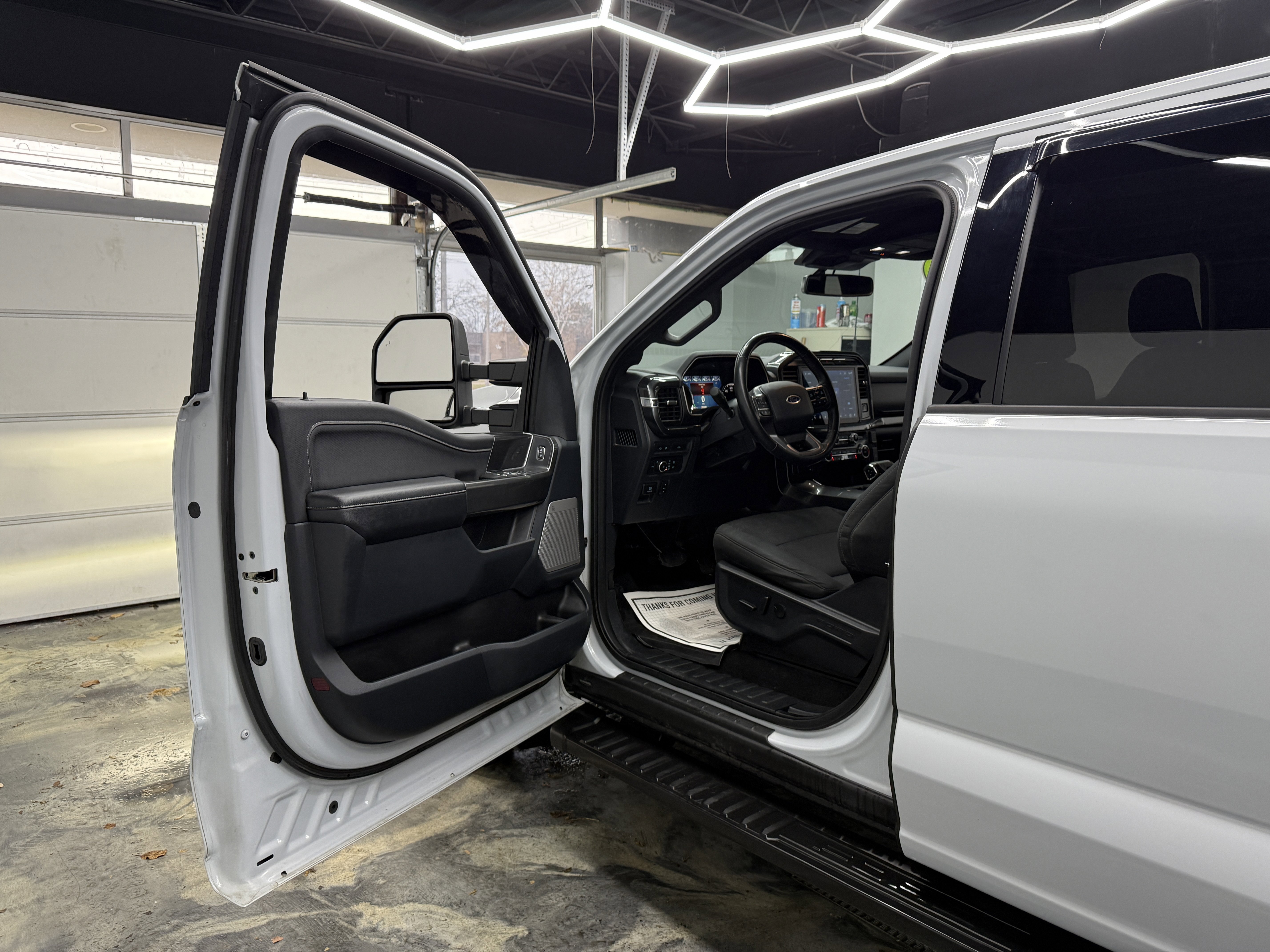 Used 2022 Ford F150 XLT w/ Equipment Group 302A High image 10