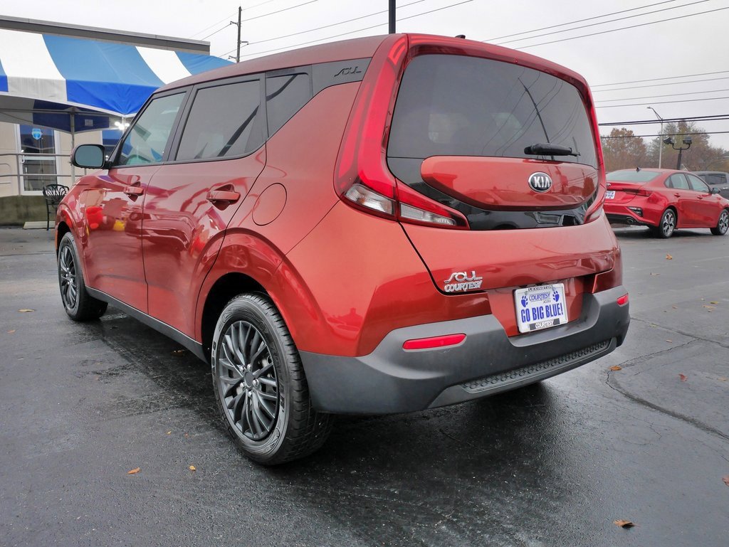 Used 2020 Kia Soul LX image 19