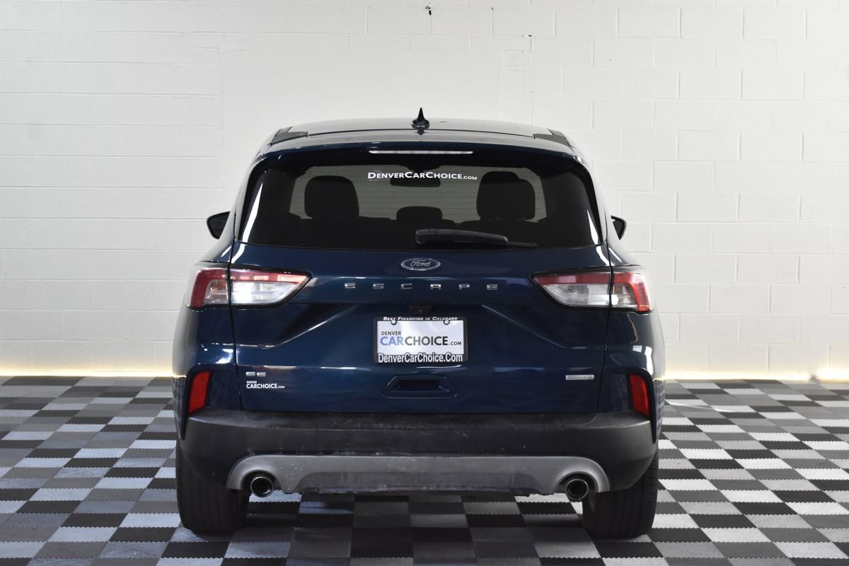 Used 2020 Ford Escape SE image 4
