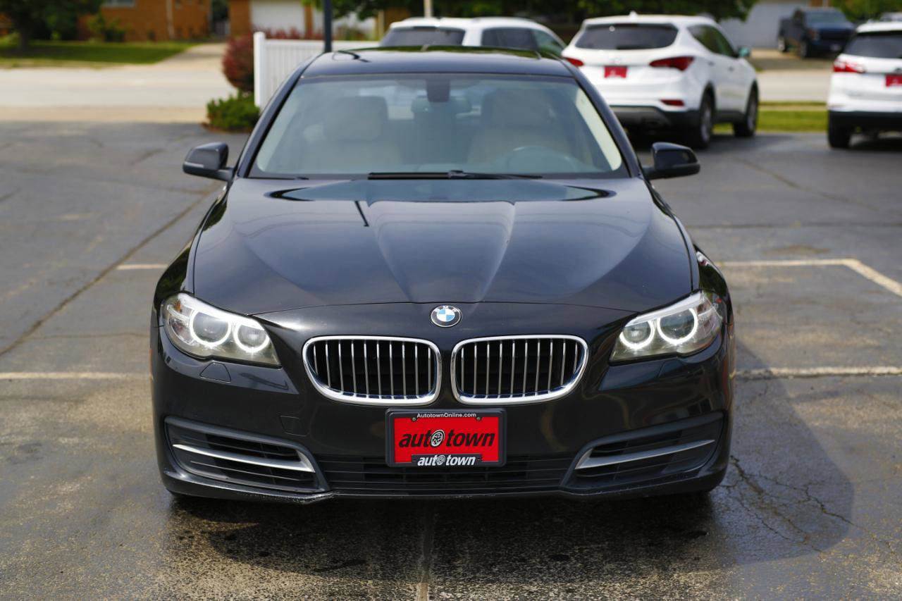 Used 2014 BMW 528i xDrive Sedan AWD/4WD image 2