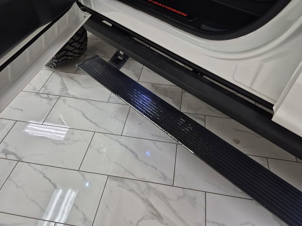 Used 2022 Ford F250 Lariat w/ Lariat Ultimate Package image 36