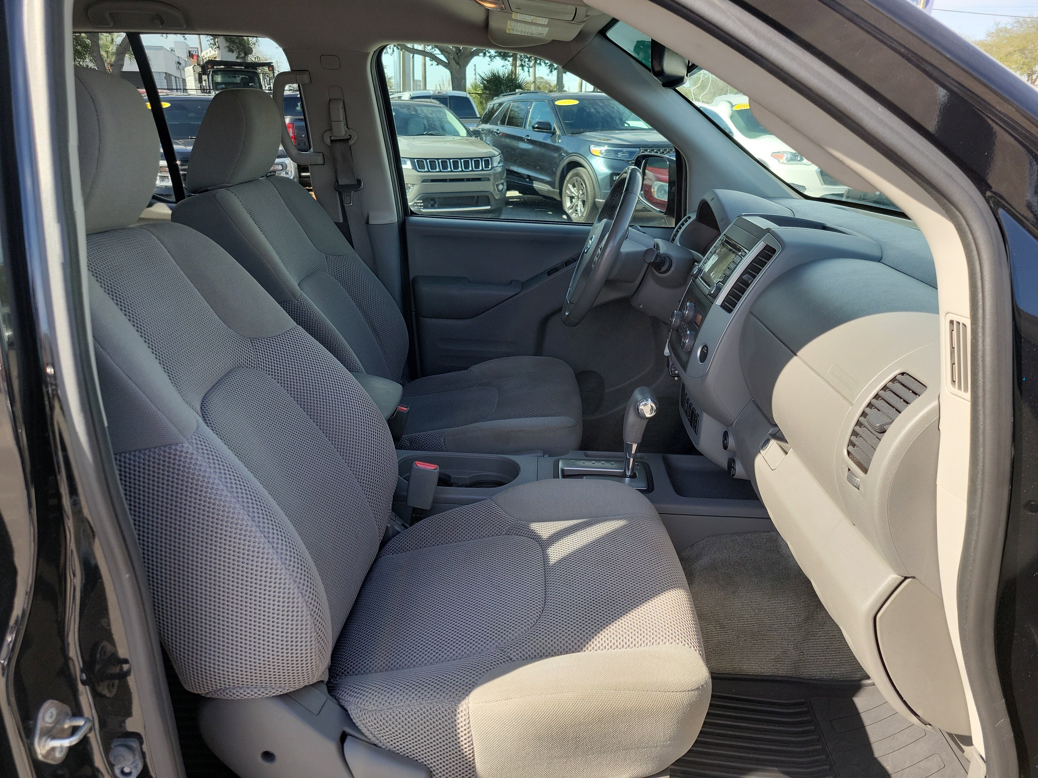 Used 2018 Nissan Frontier SV w/ Value Truck Package image 29