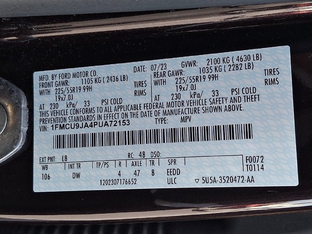 Used 2023 Ford Escape Platinum w/ Premium Technology Package AWD/4WD image 27