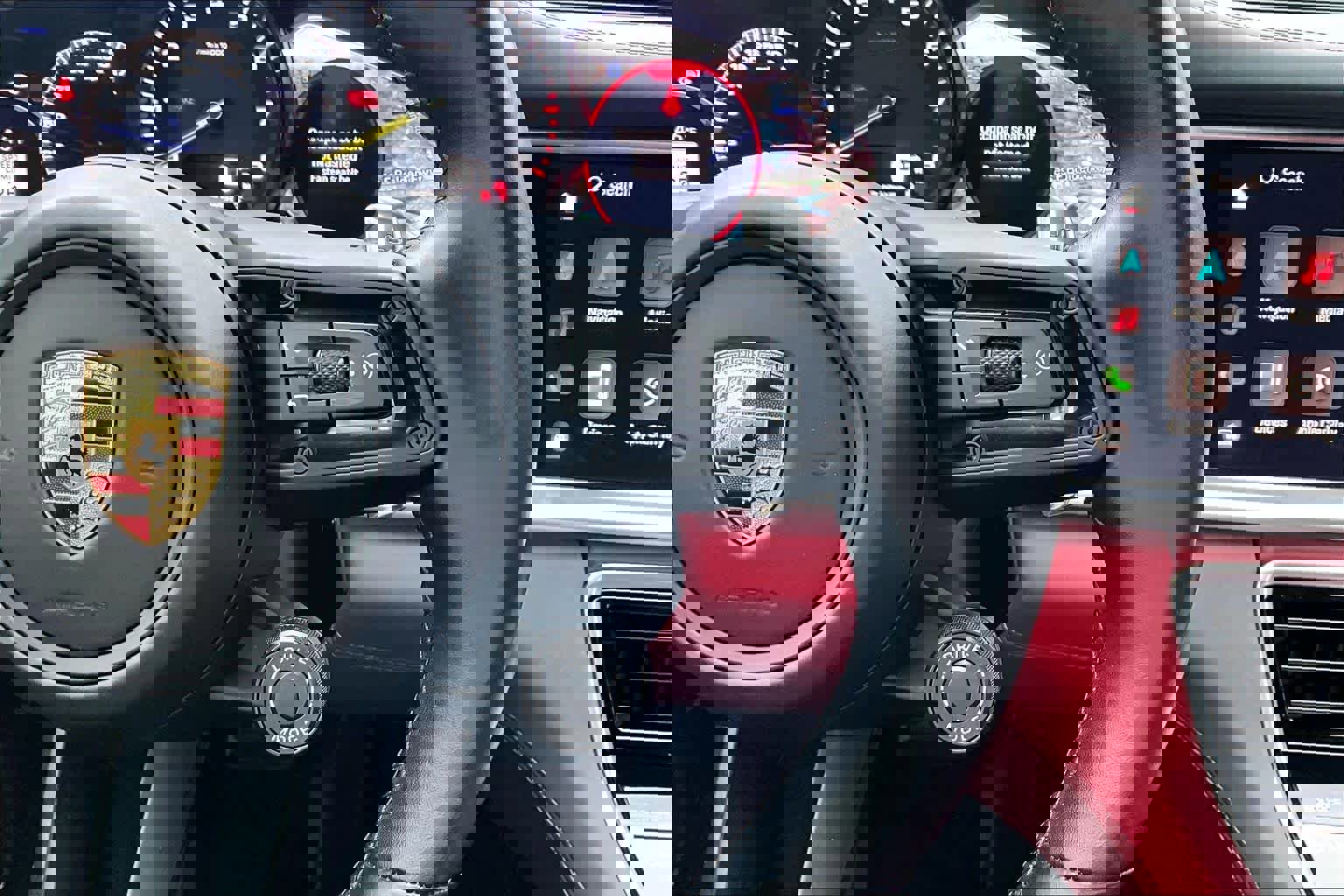 Used 2023 Porsche Panamera 4 Platinum Edition image 26