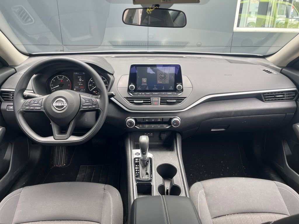 Certified 2025 Nissan Altima 2.5 S image 14