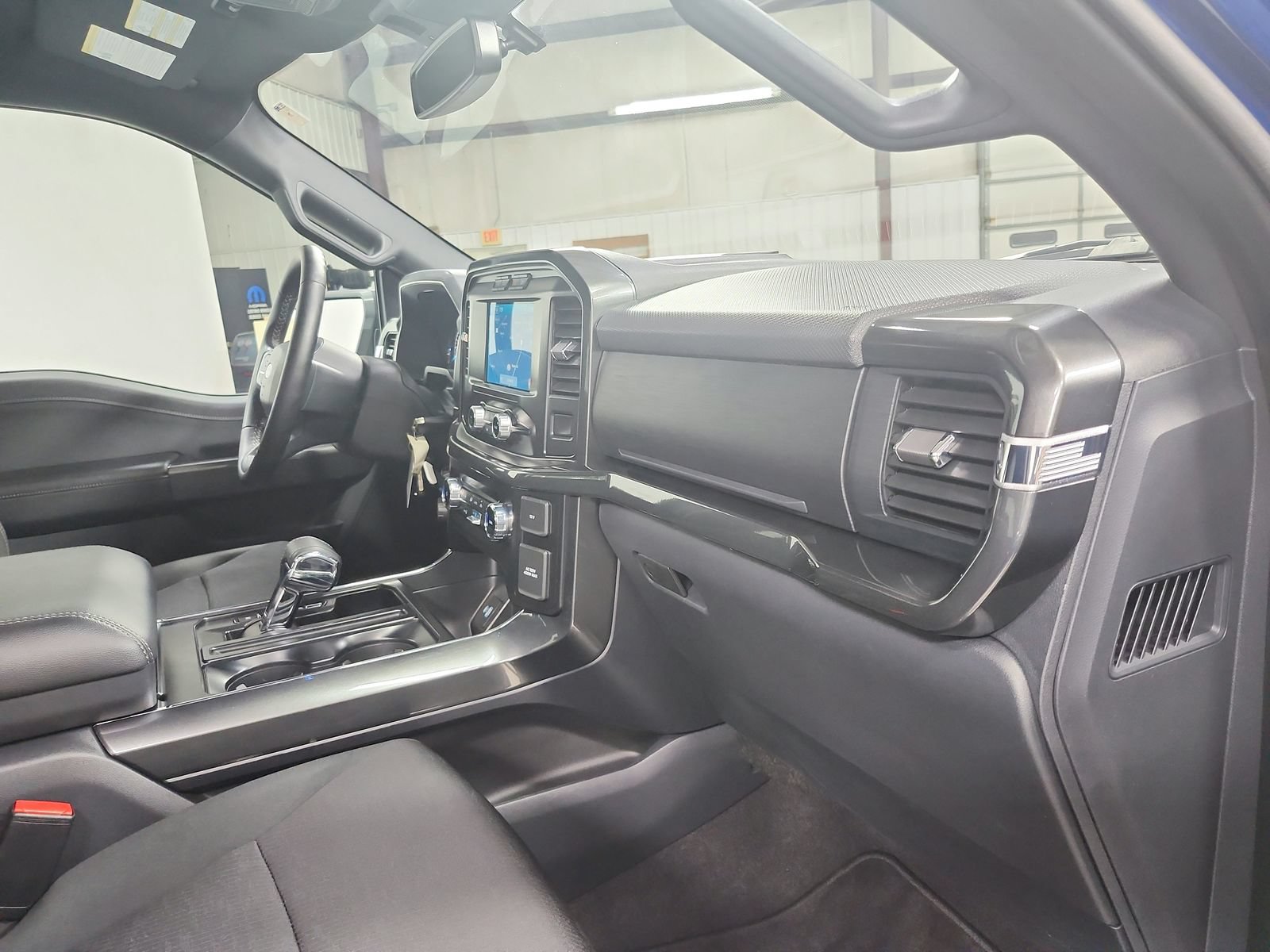 Used 2023 Ford F150 2WD SuperCrew image 35