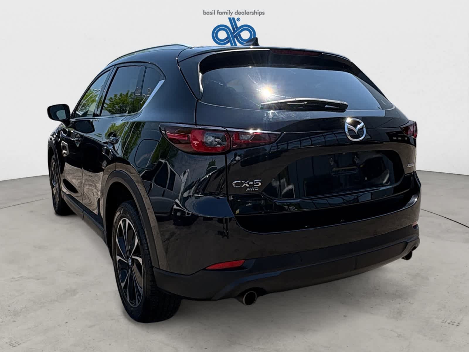 Used 2022 MAZDA CX-5 AWD 2.5 S w/ Premium Package image 4