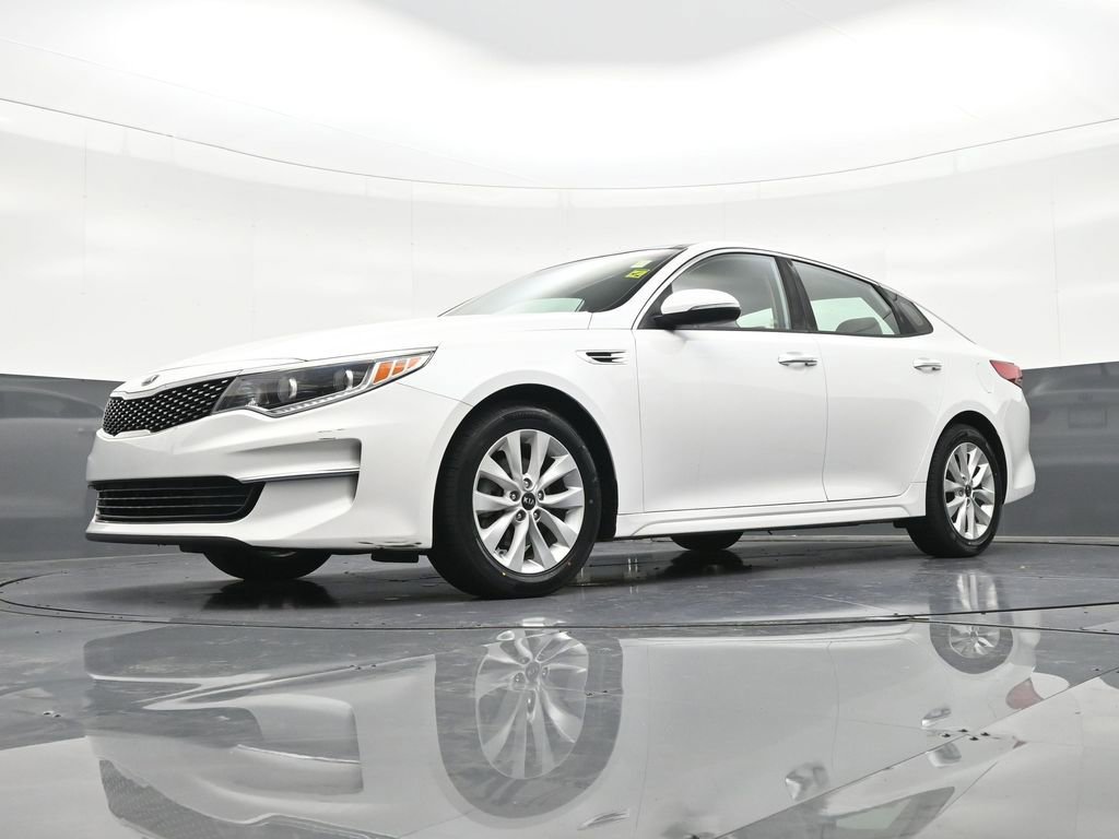 Used 2016 Kia Optima EX w/ Premium Package FWD image 24