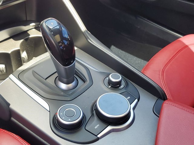 Used 2019 Alfa Romeo Giulia Ti Sport w/ Quick Order Package 22U Sport RWD image 26