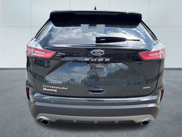 Used 2024 Ford Edge Titanium AWD/4WD image 3